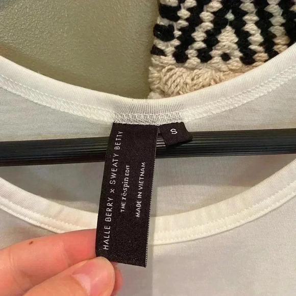 HALLE BERRY x SWEATY BETTY FRANKIE TANK TOP IN LILY WHITE SIZE SMALL - Picture 5 of 7